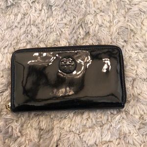 Tory Burch wallet